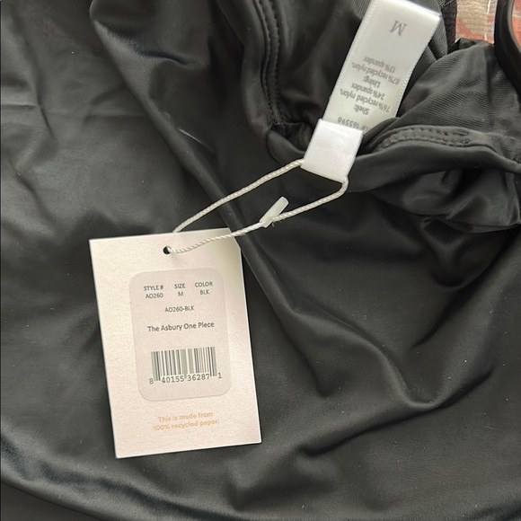 Andie Swim The Asbury One-Piece Swimsuit Black cross back size medium NWT - Picture 5 of 8